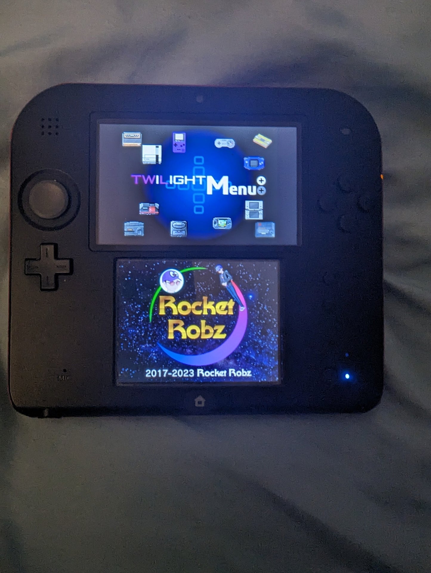Nintendo 2DS Ultimate Bundle
